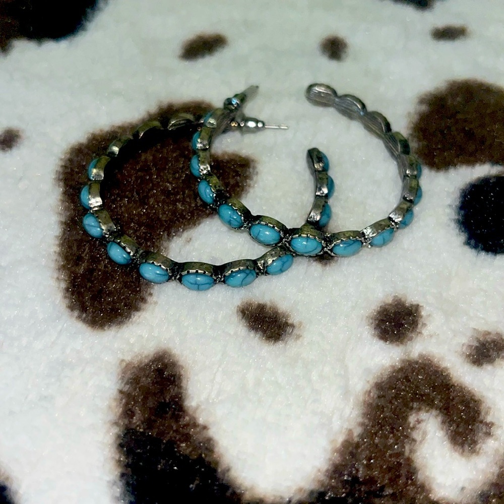 🚨‼️WOMENS FAUX TURQUOISE HOOP EARINGS‼️🚨